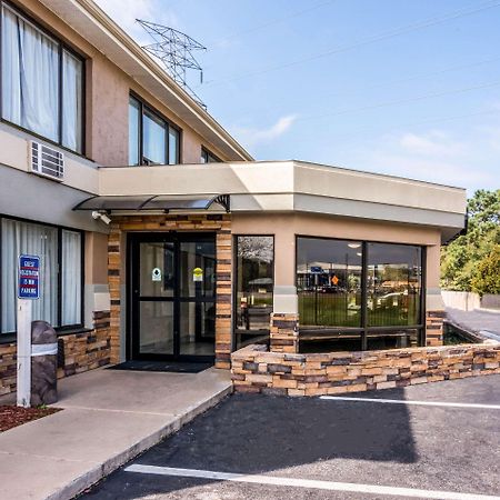 Clarion Inn Ferry Pass Exterior foto